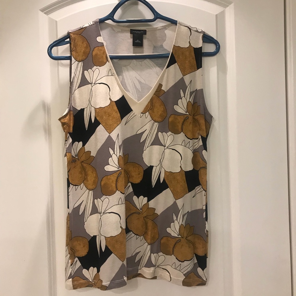 Final! Soft sweater, brand new